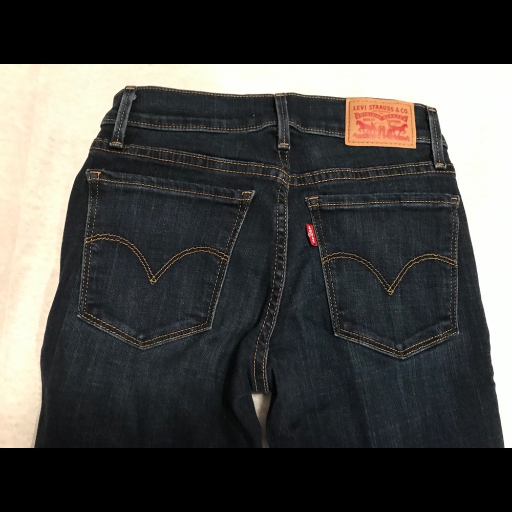 Junior’s Levi’s 710 Super Skinny Jeans